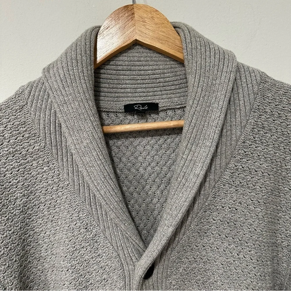 Rails Button Front Shawl Collar Cardigan Large Grey Preppy Heritage GUC READ